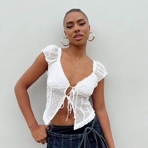 NWOT Elvia Top Princess Polly